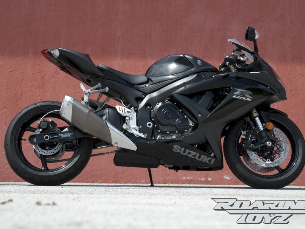 Suzuki GSXR 600 with Swingarm Extension Kit