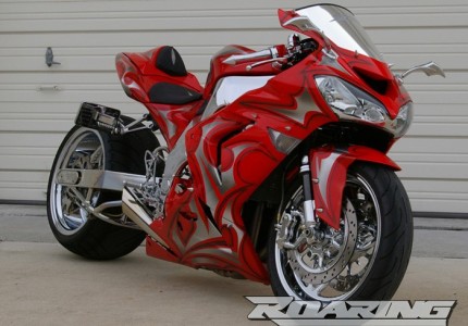 Custom Kawasaki ZX10 Wide Tire Kit | Roaring Toyz