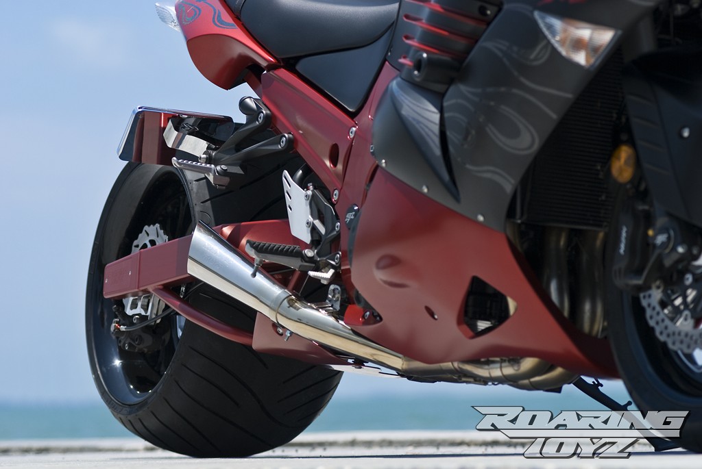 Roaring Toyz Custom Kawasaki ZX14 SE | Roaring Toyz