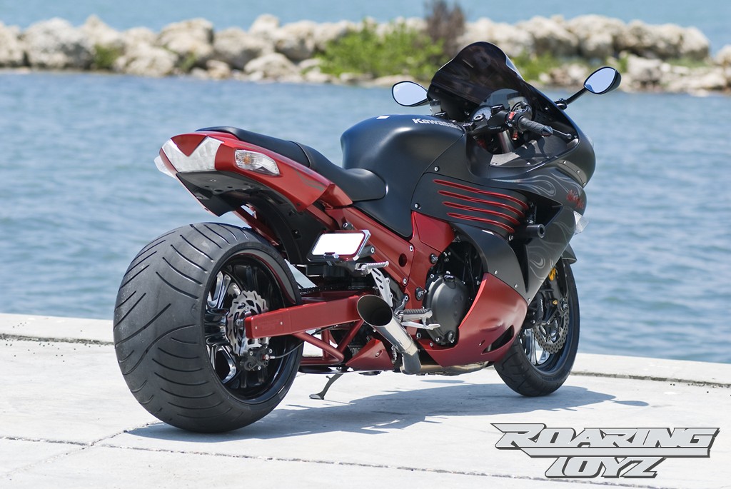 Roaring Toyz Custom Kawasaki ZX14 SE | Roaring Toyz