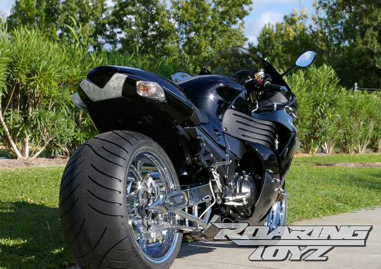 Custom Kawasaki ZX14 with 300 Wide Tire Kit | Roaring Toyz