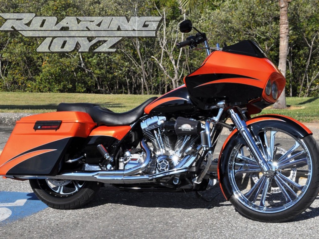 Harley Davidson Roadglide Custom Bagger 23 in. Front Wheel Conversion