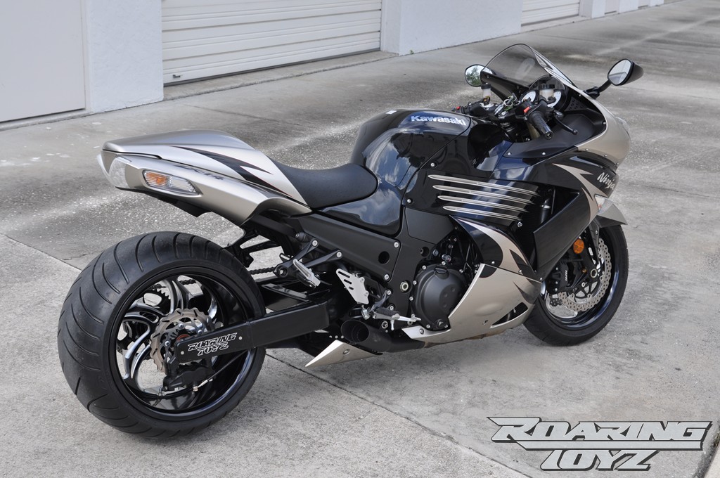 Titanium/Black ZX-14 with O.S.D. Signature Series Swingarm 