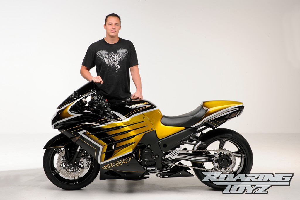 Roaring Toyz Custom ZX-14 w/ Billet Single-Sided Swingarm