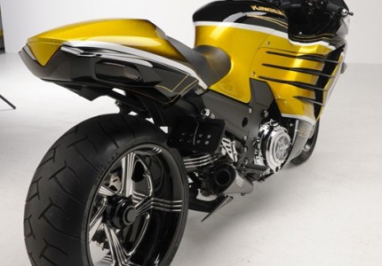 カスタム価格 17,500円⭕️1点物◎CUSTOM VOLAN SIDE Roaring Toyz Custom ZX-14 w/ Billet Single-Sided Swingarm