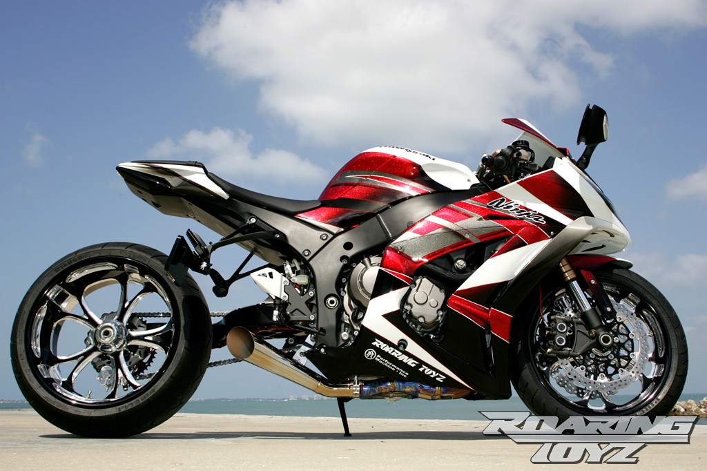 Roaring Toyz Custom Kawasaki ZX10 240 OSD Swingarm | Roaring Toyz