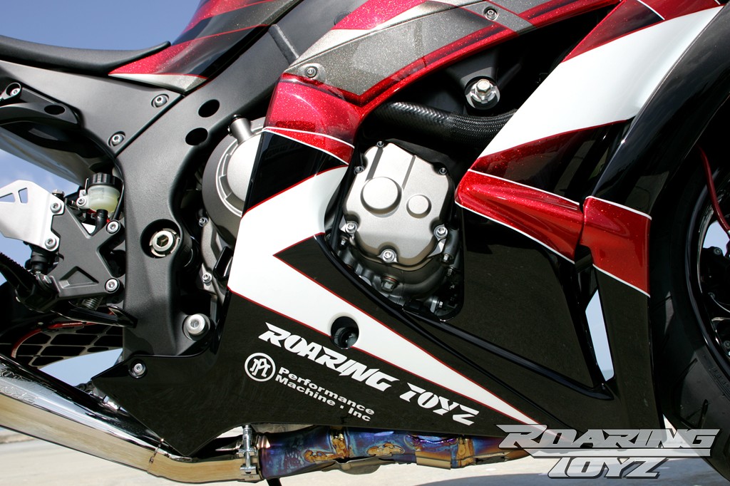 Roaring Toyz Custom Kawasaki ZX10 240 OSD Swingarm | Roaring Toyz