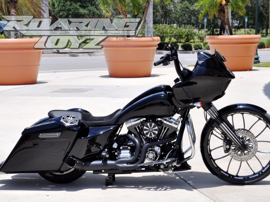 2016 Roadglide Custom Black 26 Wheel Bickford