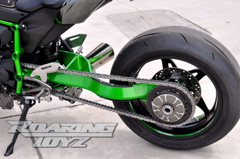 Kawasaki H2 extended swingarm copy Roaring Toyz